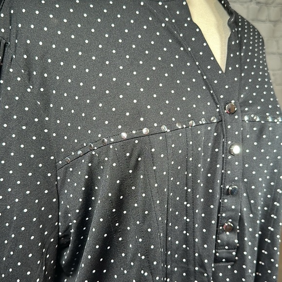 Cocomo Woman size 3X Black White Polka Dot Roll Tab Sleeve Popover Tunic NEW - Picture 13 of 16